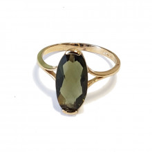 Gold ring with moldavite