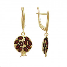 Gold earrings, garnet